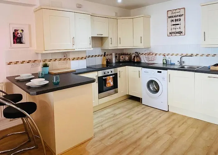 - 1 Bed - Pembroke Court