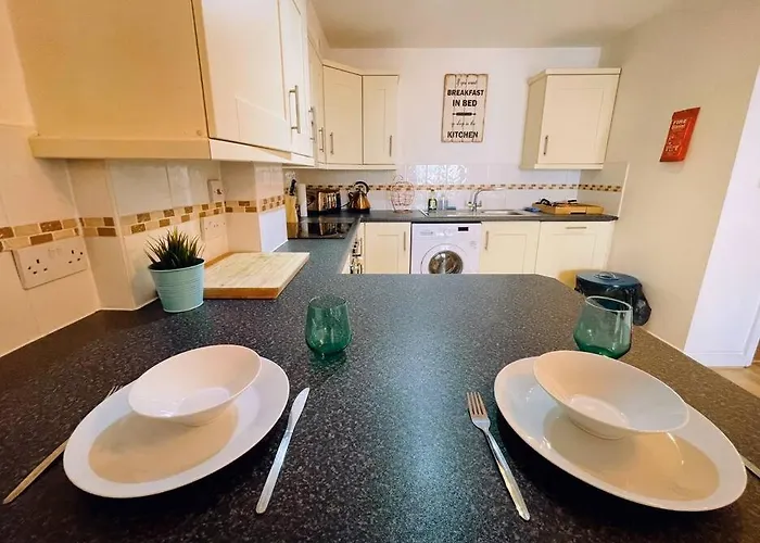 - 1 Bed - Pembroke Court Bristol
