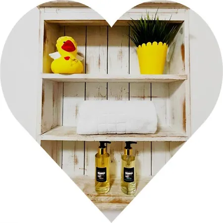 Апартаменти - 1 Bed - Pembroke Court